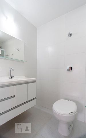 Apartamento para alugar com 70m², 2 quartos e 1 vagaBanheiro Social