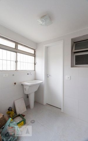 Apartamento para alugar com 70m², 2 quartos e 1 vagaÁrea de Serviço