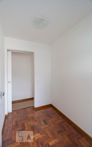 Apartamento para alugar com 70m², 2 quartos e 1 vagaQuarto 3 (extra reversível)