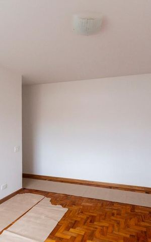 Apartamento para alugar com 70m², 2 quartos e 1 vagaSala