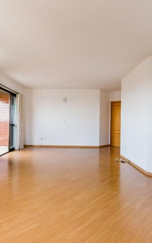 Apartamento para alugar com 137m², 5 quartos e 2 vagas Apartamento para alugar com 137m², 5 quartos e 2 vagasSala
