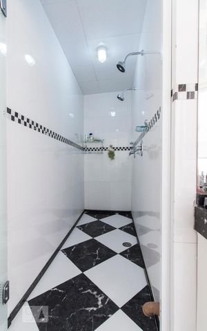 Apartamento à venda com 380m², 4 quartos e 1 vagaDucha do Banheiro Suíte Master 4 