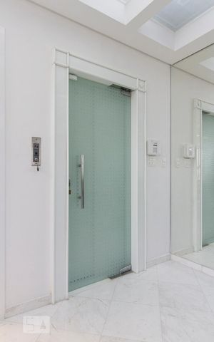 Apartamento à venda com 380m², 4 quartos e 1 vagaPorta de Entrada 