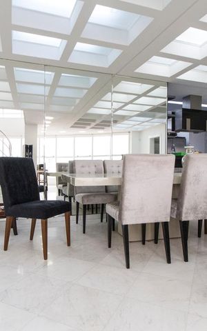 Apartamento à venda com 380m², 4 quartos e 1 vagaSala de Jantar 