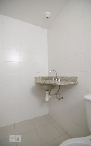 Apartamento à venda com 71m², 2 quartos e 2 vagasBanheiro