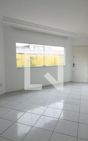 Casa de condomínio para alugar com 125m², 3 quartos e 2 vagasSala