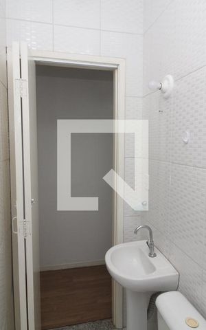 Casa de condomínio para alugar com 125m², 3 quartos e 2 vagasBanheiro 1