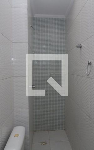 Casa de condomínio para alugar com 125m², 3 quartos e 2 vagasBanheiro 1