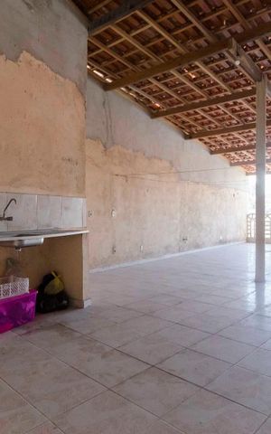 Casa à venda com 114m², 3 quartos e 2 vagasVaranda ( 2 andar)