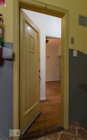Apartamento à venda com 100m², 2 quartos e sem vagaPorta de Entrada 