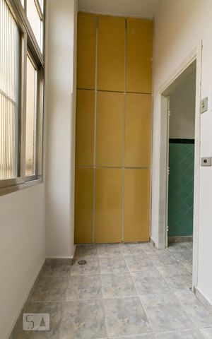 Apartamento à venda com 100m², 2 quartos e sem vagaArea de Serviço 