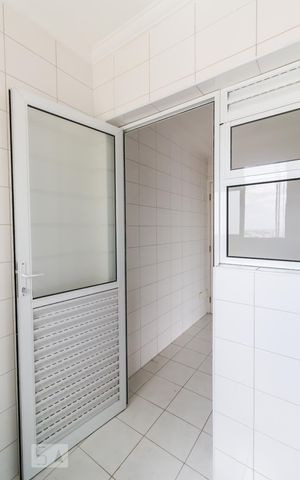 Apartamento à venda com 100m², 3 quartos e 2 vagasÁrea de serviço