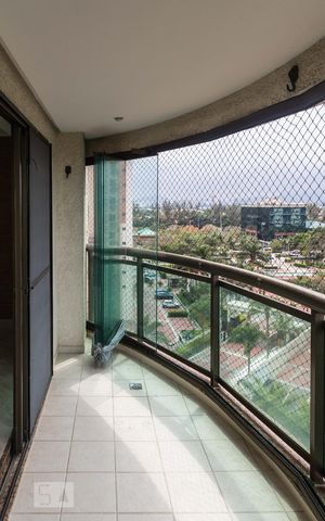 Apartamento para alugar com 128m², 4 quartos e 2 vagasVaranda