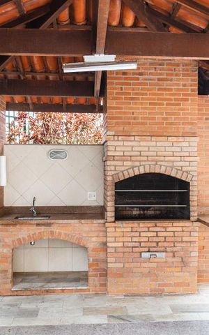 Apartamento para alugar com 128m², 4 quartos e 2 vagasChurrasqueira