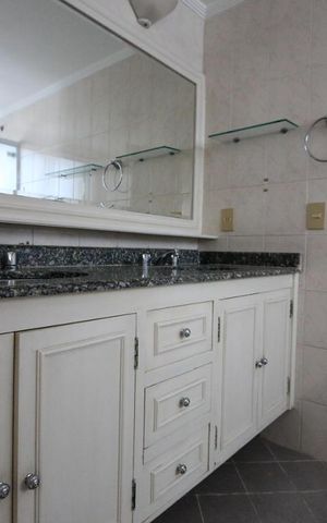 Apartamento à venda com 105m², 3 quartos e 2 vagasSuite