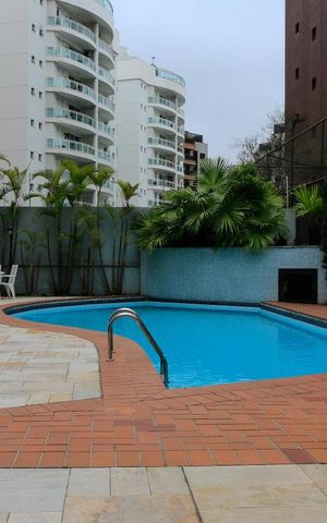 Apartamento à venda com 105m², 3 quartos e 2 vagasPiscina