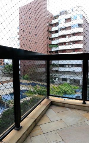 Apartamento à venda com 105m², 3 quartos e 2 vagasVaranda