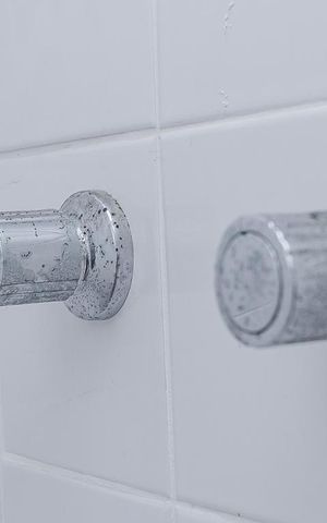 Apartamento para alugar com 80m², 2 quartos e 2 vagasDetalhe