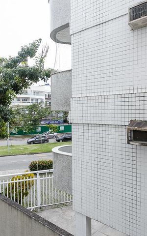 Apartamento para alugar com 80m², 2 quartos e 2 vagasVista