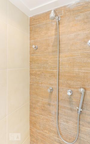Apartamento à venda com 71m², 3 quartos e 1 vaga Apartamento à venda com 71m², 3 quartos e 1 vagaBanheiro