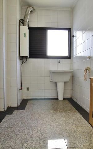 Apartamento à venda com 174m², 3 quartos e 2 vagasÁrea de serviço
