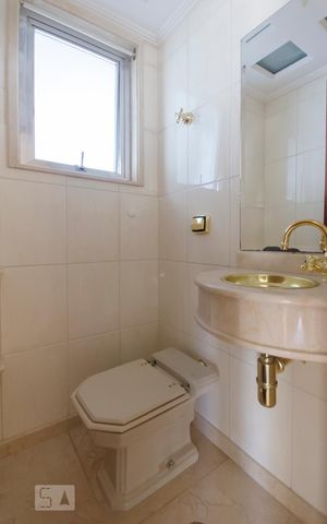 Apartamento para alugar com 180m², 3 quartos e 2 vagasLavabo