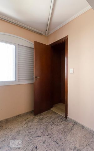Apartamento para alugar com 180m², 3 quartos e 2 vagasQuarto de serviço