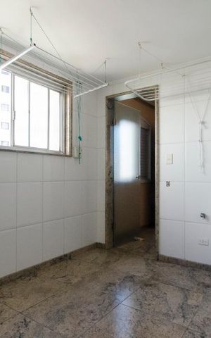 Apartamento para alugar com 180m², 3 quartos e 2 vagasLavanderia