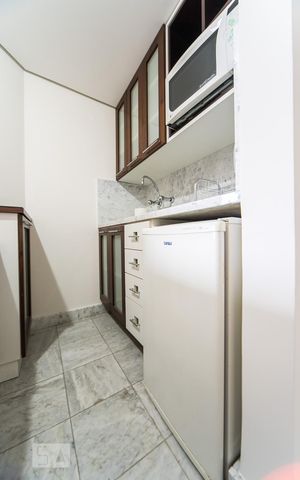 Studio para alugar com 50m², 1 quarto e 1 vaga Studio para alugar com 50m², 1 quarto e 1 vagaCozinha