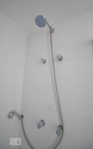 Apartamento à venda com 39m², 1 quarto e 1 vagaChuveiro
