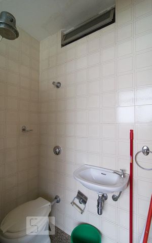 Apartamento à venda com 317m², 4 quartos e 3 vagasBanheiro serviço