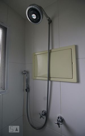 Apartamento para alugar com 245m², 3 quartos e 4 vagasChuveiro