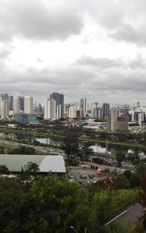 Apartamento para alugar com 245m², 3 quartos e 4 vagasVista da varanda