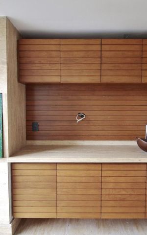 Apartamento para alugar com 245m², 3 quartos e 4 vagasDetalhe varanda