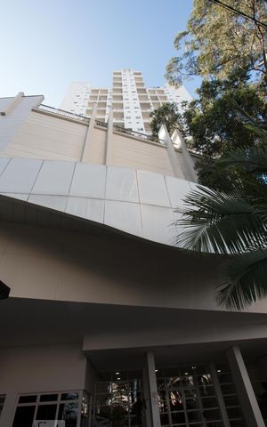 Apartamento à venda com 49m², 1 quarto e 1 vagaFachada