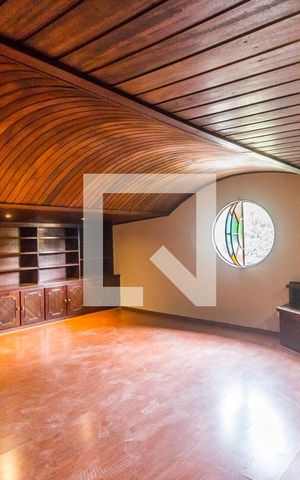 Casa de condomínio à venda com 600m², 4 quartos e 5 vagas Casa de condomínio à venda com 600m², 4 quartos e 5 vagasSala 2