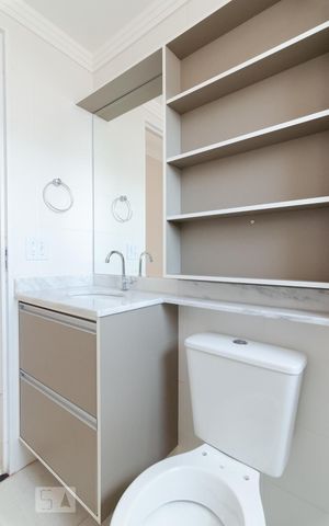 Apartamento à venda com 55m², 2 quartos e 1 vaga Apartamento à venda com 55m², 2 quartos e 1 vagaSuite