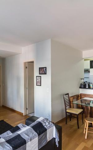 Apartamento à venda com 78m², 2 quartos e 2 vagasSala