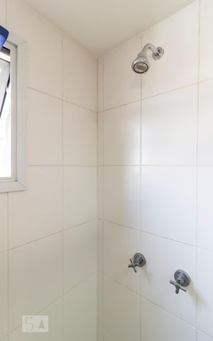 Apartamento à venda com 78m², 2 quartos e 2 vagasBanheiro suíte