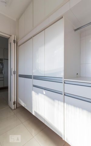 Apartamento para alugar com 130m², 3 quartos e 2 vagasÁrea de serviço