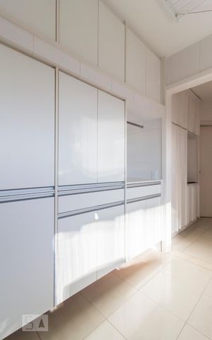 Apartamento para alugar com 130m², 3 quartos e 2 vagasÁrea de serviço