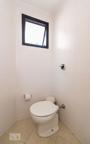 Apartamento para alugar com 130m², 3 quartos e 2 vagasBanheiro de serviço