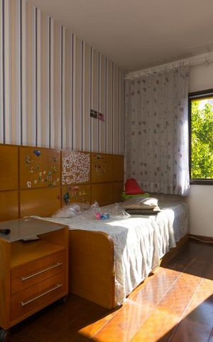 Casa à venda com 350m², 3 quartos e 5 vagas Casa à venda com 350m², 3 quartos e 5 vagasSuíte 1