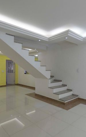Casa para alugar com 307m², 4 quartos e 3 vagas1o. Andar - Sala