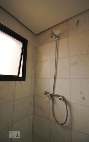 Apartamento para alugar com 115m², 3 quartos e 2 vagasChuveiro