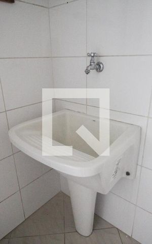 Apartamento para alugar com 85m², 3 quartos e 1 vagaÁrea de Serviço