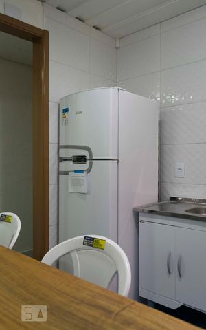 Apartamento para alugar com 45m², 2 quartos e sem vagaCozinha (Geladeira)