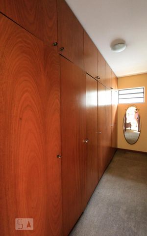 Casa de condomínio à venda com 313m², 3 quartos e 4 vagasSuite 