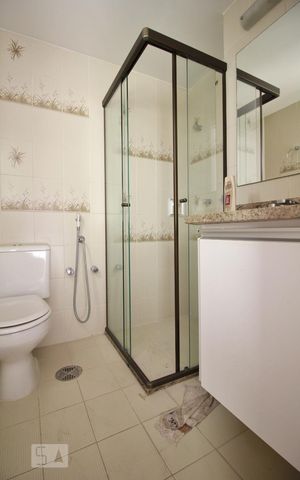 Apartamento à venda com 187m², 4 quartos e 3 vagasBanheiro suíte 2
