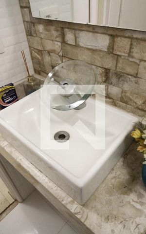 Apartamento para alugar com 83m², 3 quartos e 1 vagaBanheiro